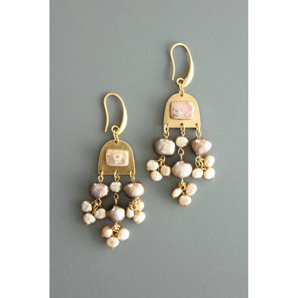 Fresh water pearl earrings